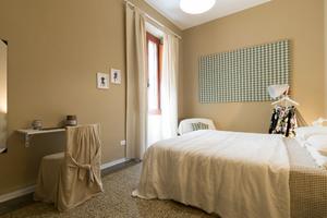 Camera Matrimoniale bagno privato in Via Pola