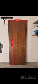 Porta in legno (senza telaio)