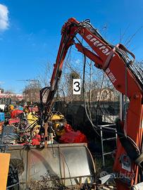 A186 - Gru forestale Ferrari per trattore o rimorc
