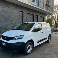 Peugeot partner 2021 euro 6d isc