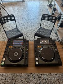 2 x Pioneer CDJ 2000 Nexus