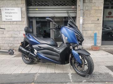 Yamaha X-Max 300