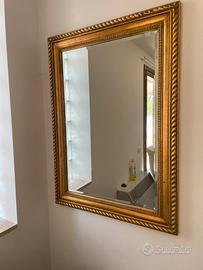 Specchio con cornice antica