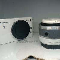 Nikon J1 con adattatore Canon EOS-Nikon1