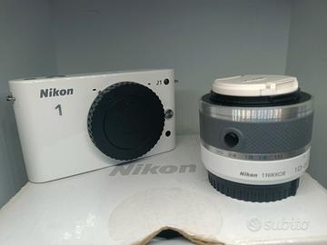 Nikon J1 con adattatore Canon EOS-Nikon1
