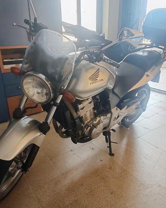 Honda CBF 500