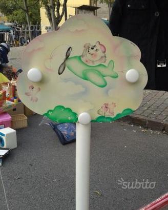 Attaccapanni da bambina