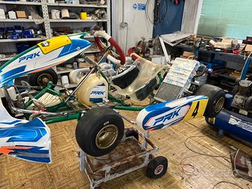 Tonj kart con motore okn