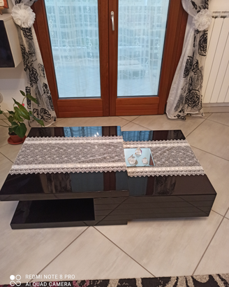 Tavolo arredo salone