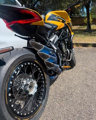 MV Agusta Dragster 800 RR SCS (2023)