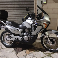 Honda transalp 650 (tutto originale)