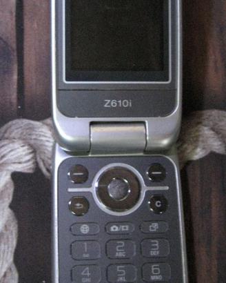 Telefono Sony Ericsson Z610i Funzionante -Swisscom