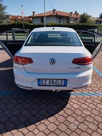 VOLKSWAGEN Passat 8ª serie - 2015