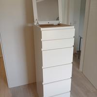 Malm cassettiera alta con specchio bianca