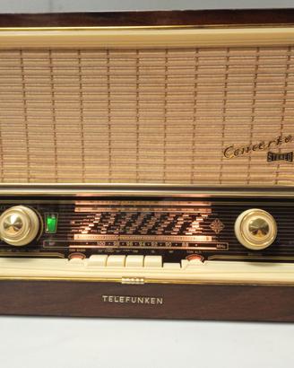 RADIO VINTAGE TELEFUNKEN
