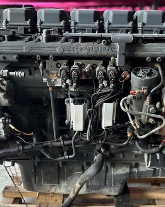 MOTORE SCANIA DC12 03