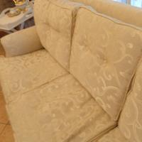 Divano letto con Tappezzeria NUOVA e PULITA