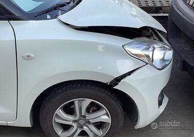 SUZUKI SWIFT 2020 - PARAFANGO DESTRO