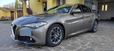 ALFA GIULIA 150 CV