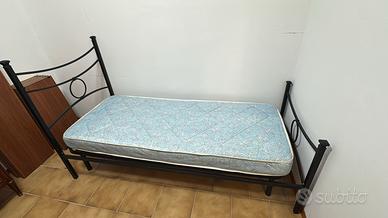 Letto in ferro con materasso
