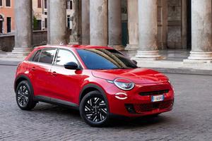 FIAT 600 Hybrid 136 CV DCT MHEV La Prima