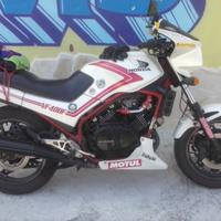 Honda VF 400-500 - 1985