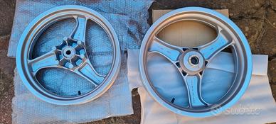Cerchi per BMW R 850 RT del 2000 - PERFETTI