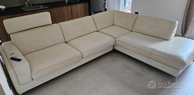 Divanidea pelle bianco