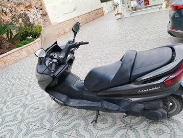 Yamaha Majesty 250