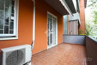 4 LOCALI A CALDERARA DI RENO