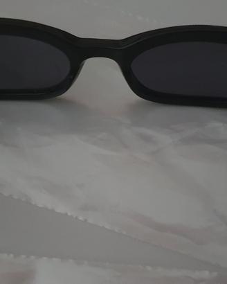 occhiali   Iceberg  neri donna