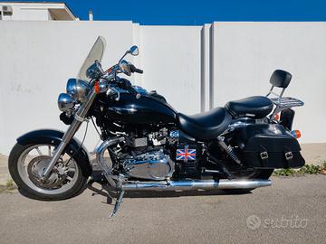 Triumph America 900