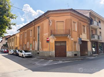 2 LOCALI A SEVESO