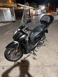 Honda SH 150i 2024