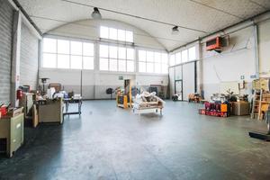 CAPANNONE A TREZZO SULL'ADDA