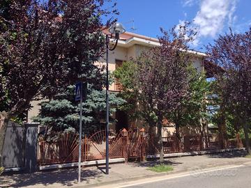 Casa Canelli - 3 unita immobiliari