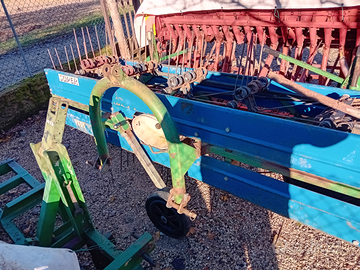 Attrezzatura per fienagione e Aratro