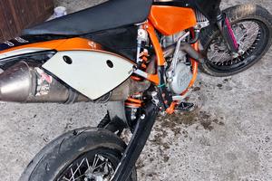 ktm525