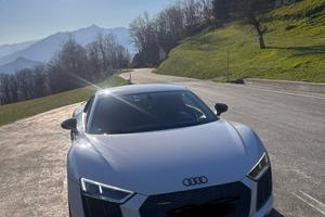 AUDI R8 2ª serie - 2018