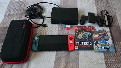 Nintendo switch oled+ 2 giochi, leggi descrizione