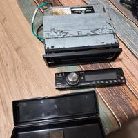 Autoradio JVC KD-G612. 