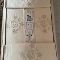 Biancheria da letto e tavola vintage