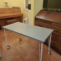 tavolo Ikea con ruote 