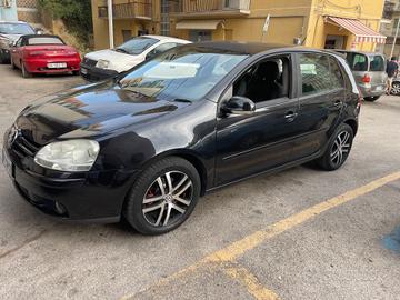 Volkswagen Golf 1.6 16V FSI 5p. Comfortline