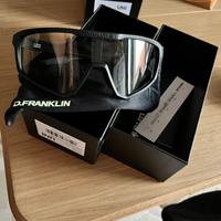 occhiali da sole lente foto cromatica