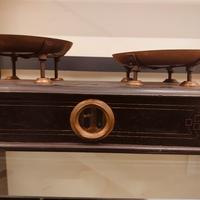 ANTIQUARIATO/ VINTAGE. Antica Bilancia 