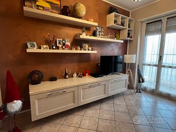 Parete soggiorno legno Lube