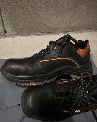 Scarpe  antifortunistiche 43
