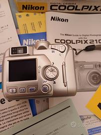 Nikon coolpix 2100