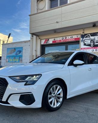 AUDI A3 SPB 30 TDI Business Advanced